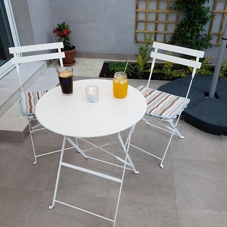 Modern & Cozy Studio W/ Backyard Near City Center Lemesos Exteriér fotografie