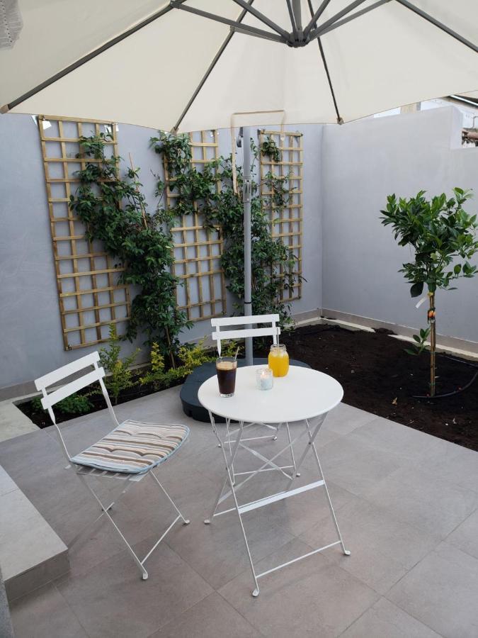 Modern & Cozy Studio W/ Backyard Near City Center Lemesos Exteriér fotografie